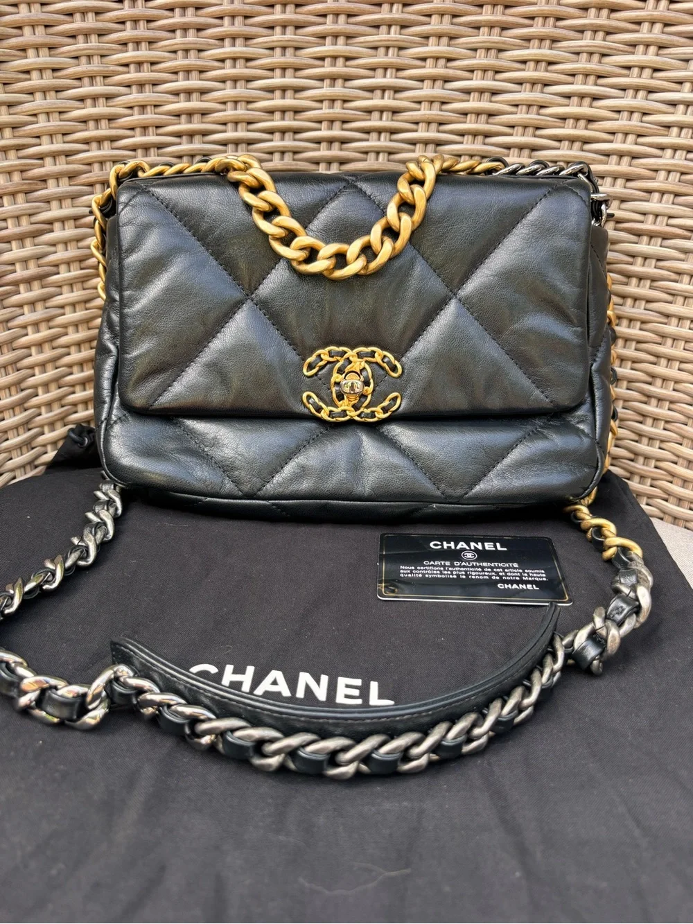 Authentic CHANEL 19 quilted Shiny lambskin gold silver medium crossbody